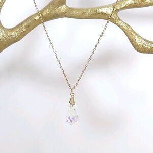 Vintage Sarah Coventry Gold Tone Teardrop Pendant Necklace 19 inches long